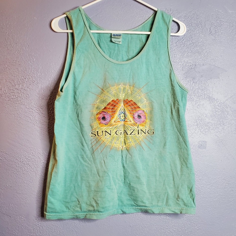 Sun gazing tank top